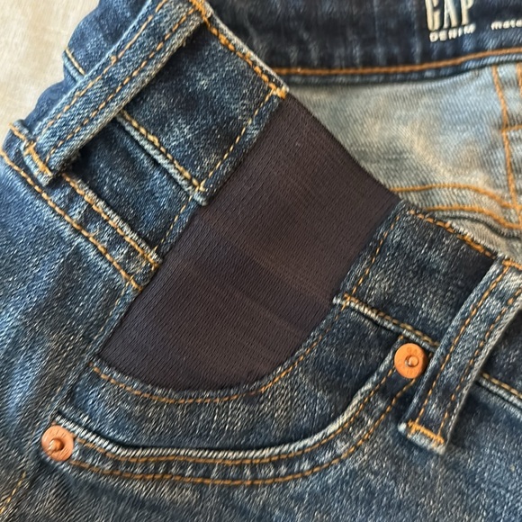 Gap Maternity Jean Shorts - Picture 3 of 4